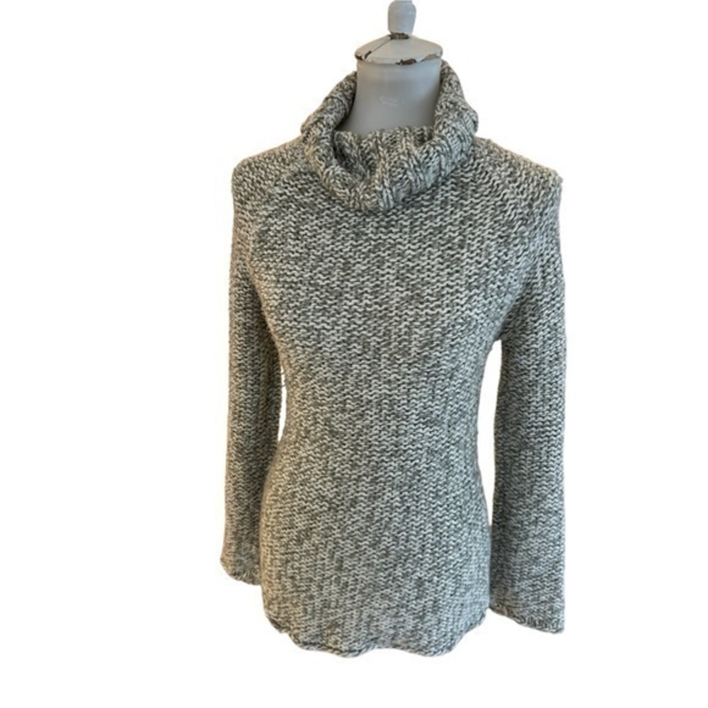 Gray and white cable knit turtleneck